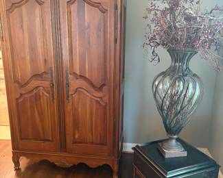 Ethan Allen wardrobe armoire with clothing rod and interior drawers - great for linen closet too!