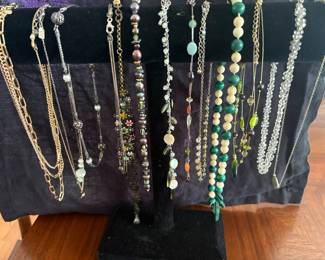 Costume jewelry 