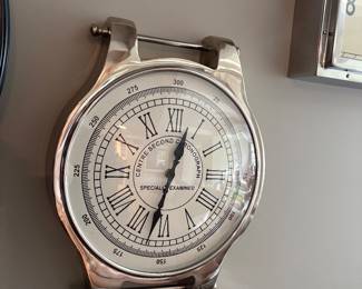 Large wall clock