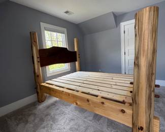Log queen poster bed - hand-made - located off-site - if interested - will put in touch with homeowner