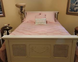 Vintage French-Style Louis XVI Full Bed