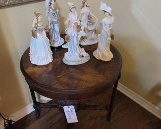 Vintage Round Mahogany Table