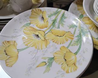 Noritake "Buttercup" China Set