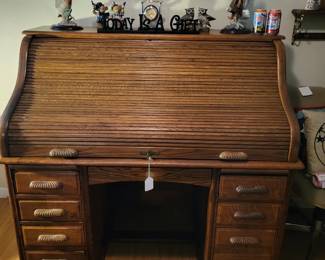 Beautiful Curved Roll Top Desk