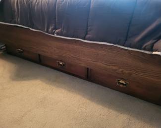 Underbed drawer storage 