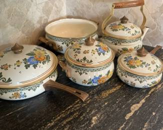Asta Enamelware