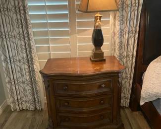 Three Drawer Solid Wood Drexel Nightstand And Lamp