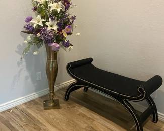Bedroom Dressing Bench And Decor