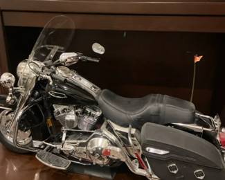 Harley Davidson Road King Plastic Replica