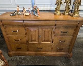 Maple sideboard 