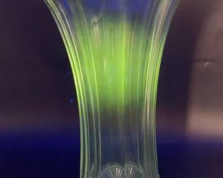 EAPG Swung Vase-UV Reactive