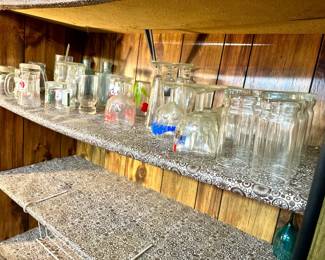 Shelf Of Glasses Feat - Sports Teams