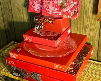 Mikasa Holiday Glass - In Box