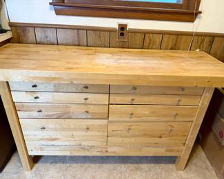 Wooden Work Bench