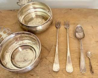 346 antiquemixedsilverflatwareporringers