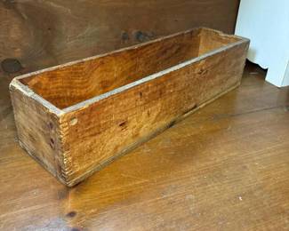 393 primitivehandmadewoodenbox