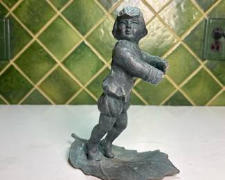 294 vintagemetalcherubgardenstatueonle