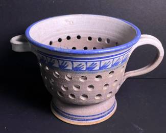 133 handmadeblueandgreystonewarecolande