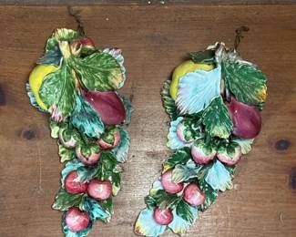 020 pairofitalianhandpaintedceramicfru