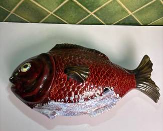 008 vintagehandpaintedceramicfishtureen