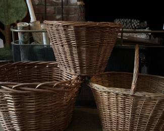 438 setof3wickerstoragebaskets