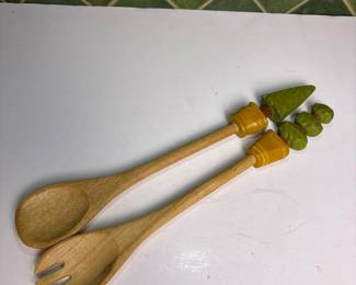 444 handpaintedwoodensaladservingspoons