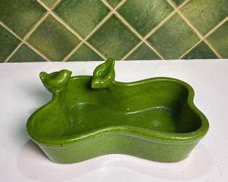 271 greenceramicdishwithbirdsmadeinpo