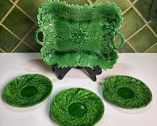 026 vintagemajolicagreenleafmotifservin