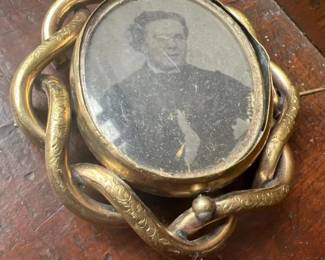 029 antiquevictorianportraitbroochgoldt