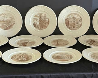 Lot 165: Wedgwood Old London Views plates set, 1941