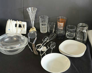 Lot 99: Assorted Kitchenware and Glassware