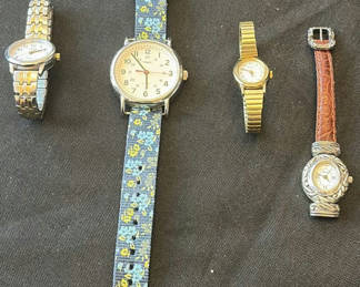 Lot 213: Assorted wristwatches