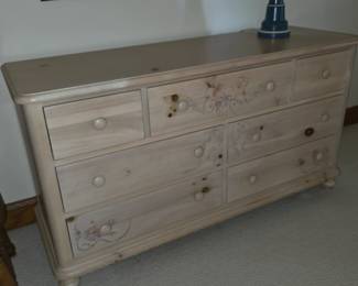 Thomasville "Impressions" or "Ribbons and Bows" collection pine dresser featuring a whitewash finish and hand-painted