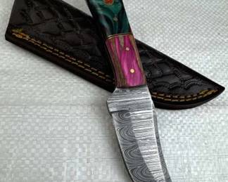 Damascus Steel Fixed Blade Knife w/ Sheath