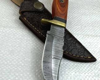 Damascus Steel Fixed Blade Knife w/ Sheath