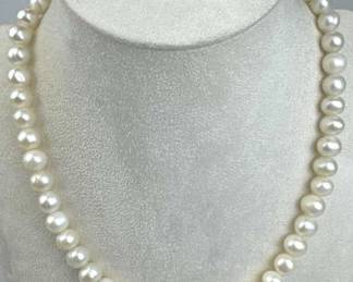 Strand of Genuine Pearl Necklace
