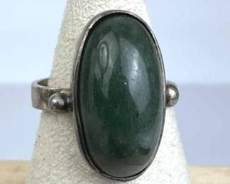 925 Silver Vintage Oval Green Jadeite Ring