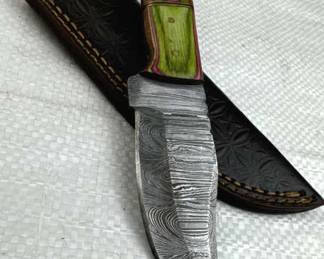 Damascus Steel Fixed Blade Knife w/ Sheath