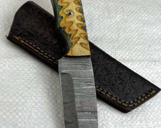 Damascus Steel Fixed Blade Knife w/ Sheath
