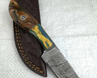 Damascus Steel Fixed Blade Knife w/ Sheath
