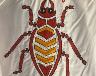 Shirt with embroidery 