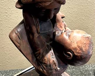 Antique Bronze‑Tone Mother & Child Sculpture
