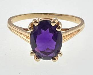 10kt amethyst ring