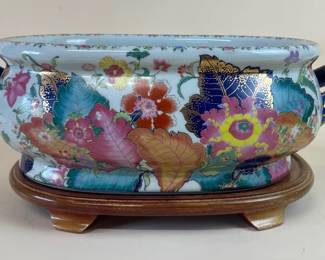 Beautiful Tobacco leaf pattern foot bath