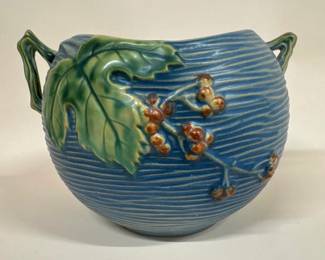 Roseville "Bushberry" vase