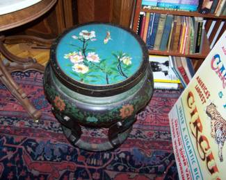THE OTHER ASIAN TABLE