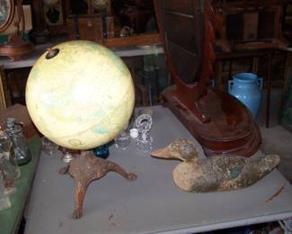 GLOBE & DUCK DECOY
