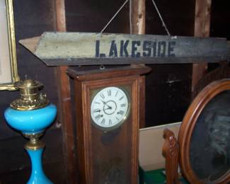 LAKESIDE SIGN & LAMP