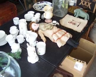 DOLL & TOY TEASETS