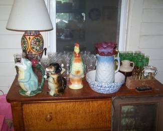 FROG & DOG PITCHERS & OTHER SMALLS